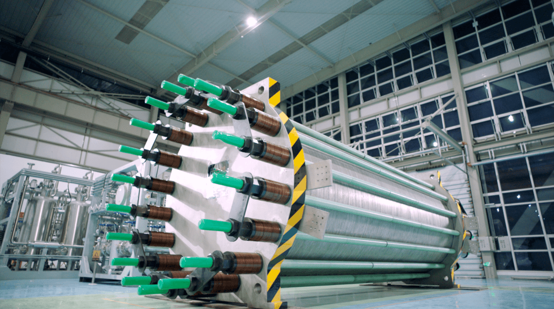 Chinese and Spanish electrolyser manufacturers secure funding to build factories in Chile