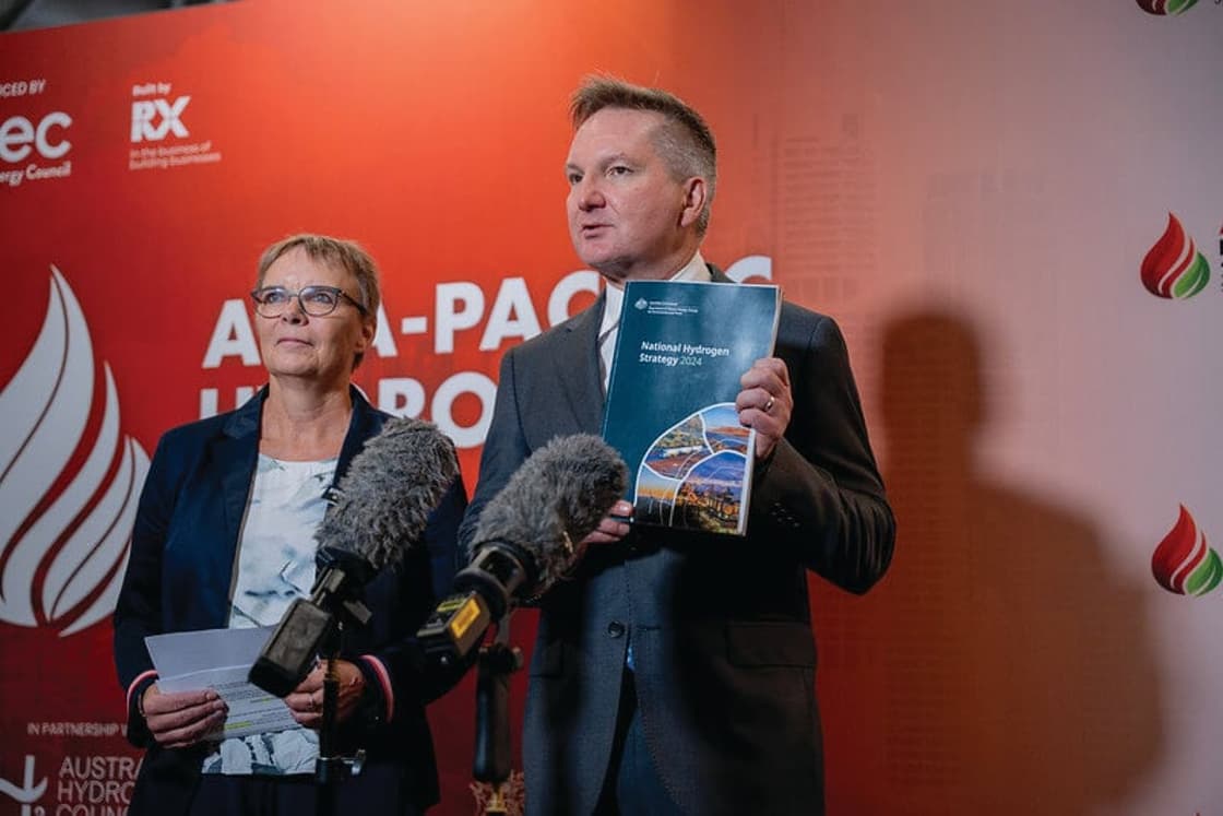 Australia brings green hydrogen tax credits to parliament ahead of 2025 election