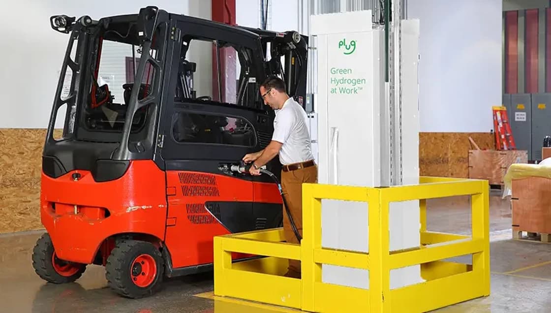 Plug lands hydrogen forklift and refuelling station deal in Texas