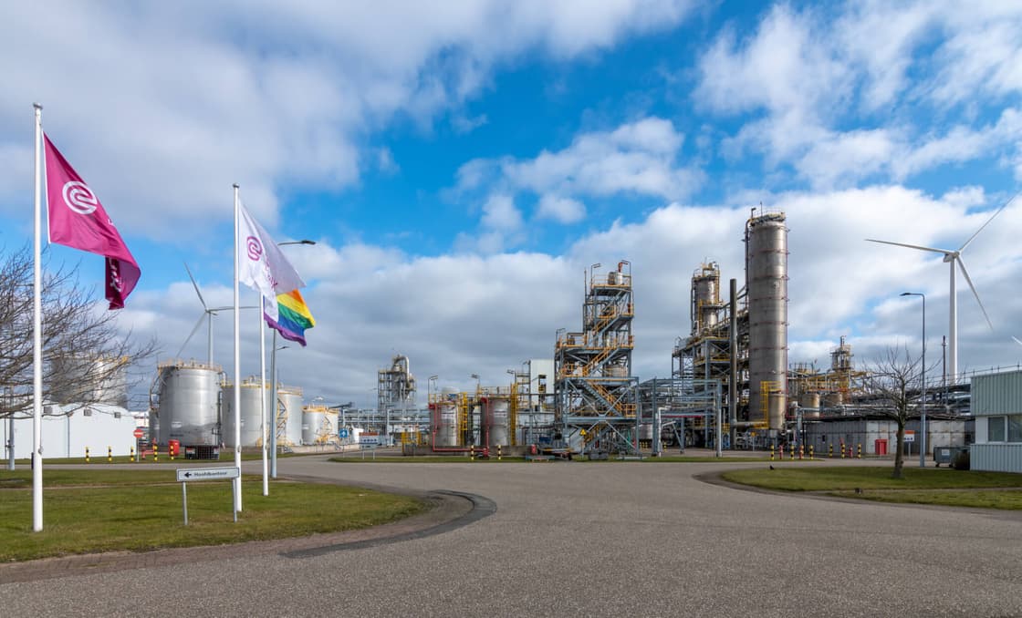 Evonik inks term-sheet for 50MW electrolyser to supply hydrogen peroxide plant