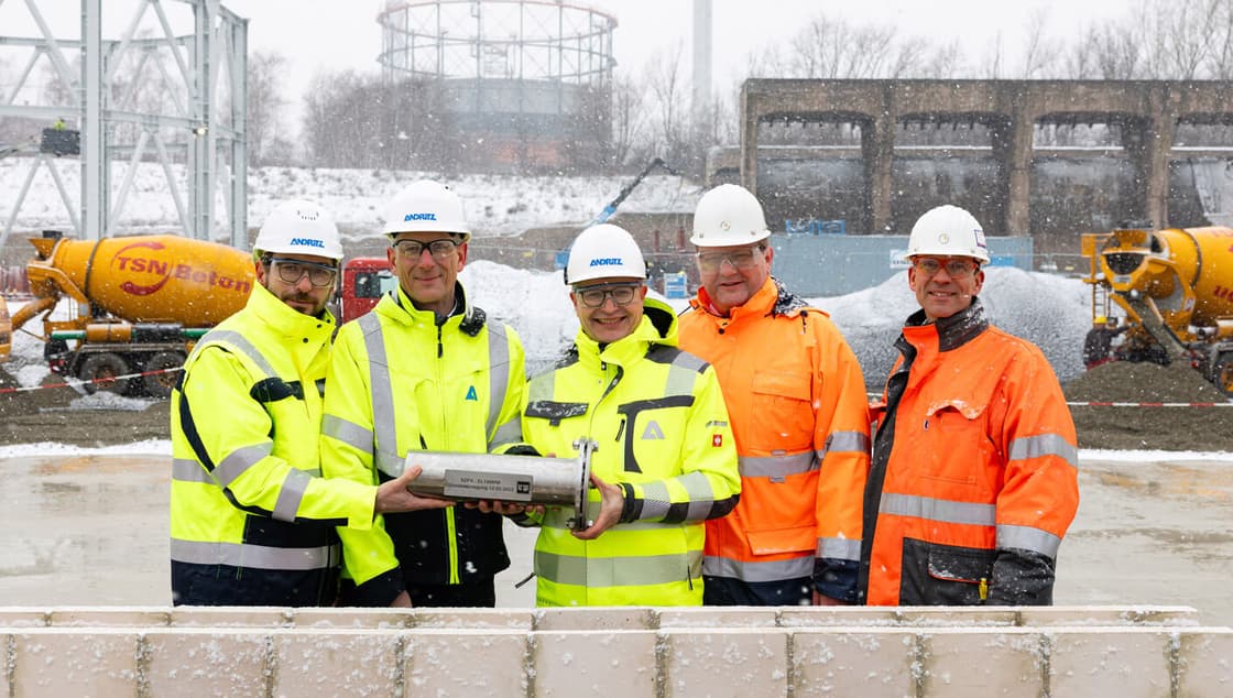 Steelmaker Salzgitter breaks ground on 100MW hydrogen plant, urges policy support