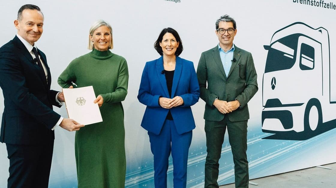 Daimler Truck secures German support to drive liquid hydrogen truck innovation