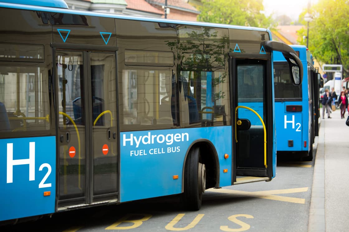 Rzeszów’s hydrogen bus plans hit roadblock as Polenergia backs out of 15-year supply deal