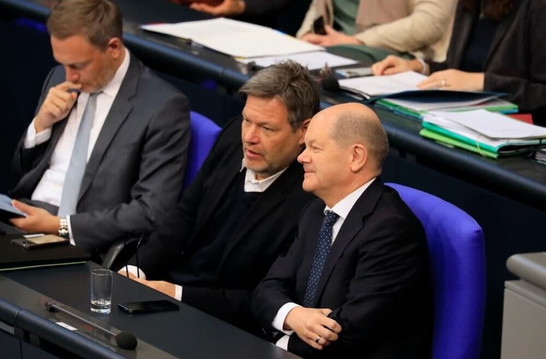 Germany’s hydrogen ambitions at risk amid coalition collapse and no-confidence vote