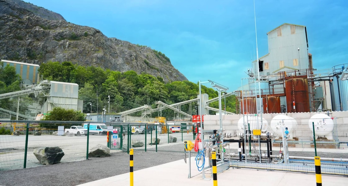 Heidelberg Materials completes UK hydrogen-fuelled asphalt trial