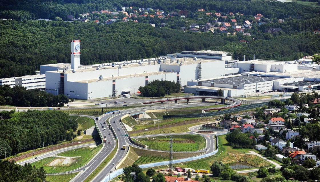 VW to install electrolyser at Poland plant for hydrogen injection