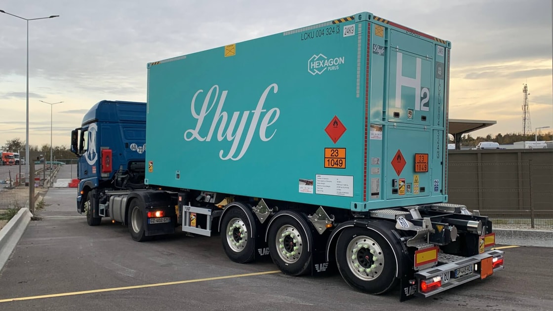 Lhyfe supplies green hydrogen to Teal-operated station on French motorway