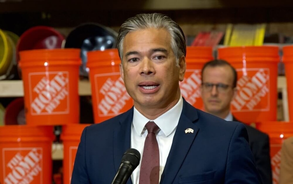 California leads 13-state lawsuit against DOE for axing hydrogen hub funds