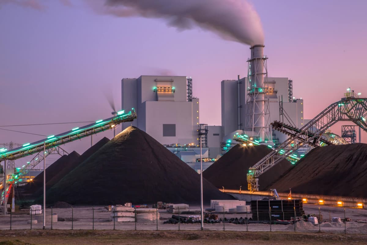 UK Leads the Way: Ending Coal Use and Embracing Clean Energy