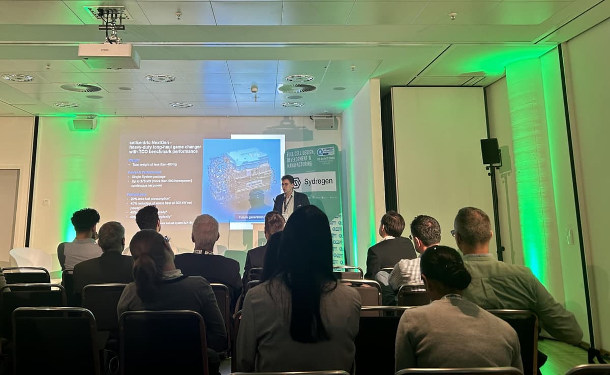 Hydrogen Fuel Cell Trucks: Path to Competitiveness by 2030