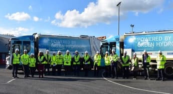 Cheshire East Council welcomes the UK’s ‘carbon battle bus’ to hydrogen refuelling compound