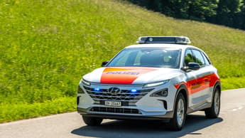 Swiss police force trials hydrogen vehicles