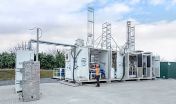 CPH2 membrane-less electrolyser produces hydrogen in site test as cash tightens