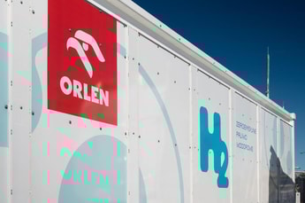 Orlen secures PLN 1.7bn for clean hydrogen projects