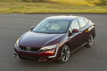 Honda Clarity Fuel Cell hits California