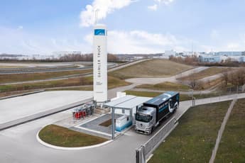 Daimler and Linde unveil fast and efficient subcooled liquid hydrogen refuelling