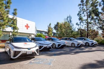 DriveH2, Toyota donate five hydrogen-powered Mirais to Red Cross