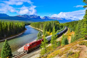 Canadian Pacific expands hydrogen locomotive programme