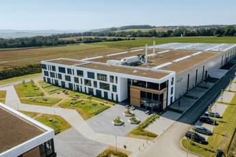 hexagon-purus-opens-new-hydrogen-cylinder-manufacturing-facility-in-germany