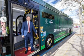 Hydrogen-powered buses clock up first kilometres in South Australia