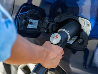TÜV SÜD to develop new hydrogen refuelling standards