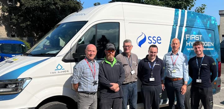 real-life-trials-begin-on-first-hydrogens-fcevs-in-aberdeen