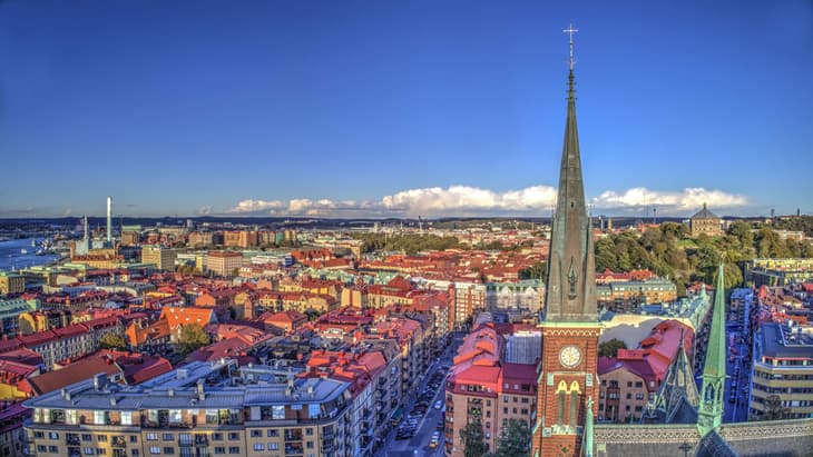 Sweden’s first hydrogen-powered refuse truck deployed in Gothenburg