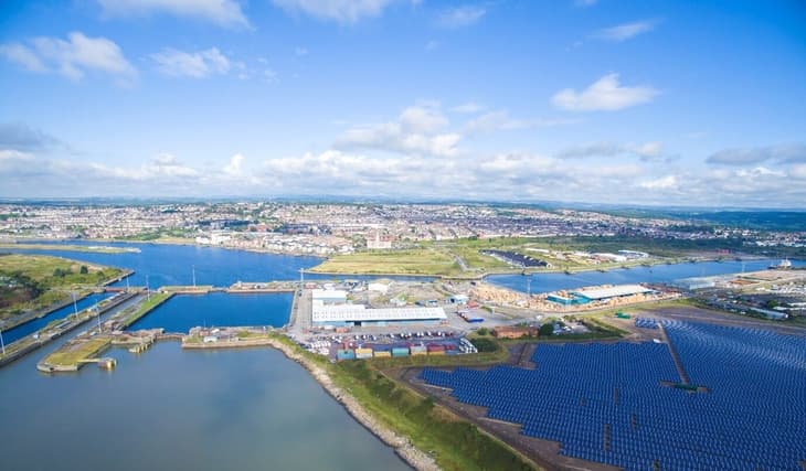 ABP and Hynamics plan low-carbon hydrogen production and use at Welsh port