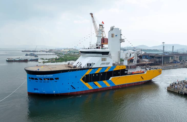 Windcat’s first hydrogen dual-fuel CSOV hits the water