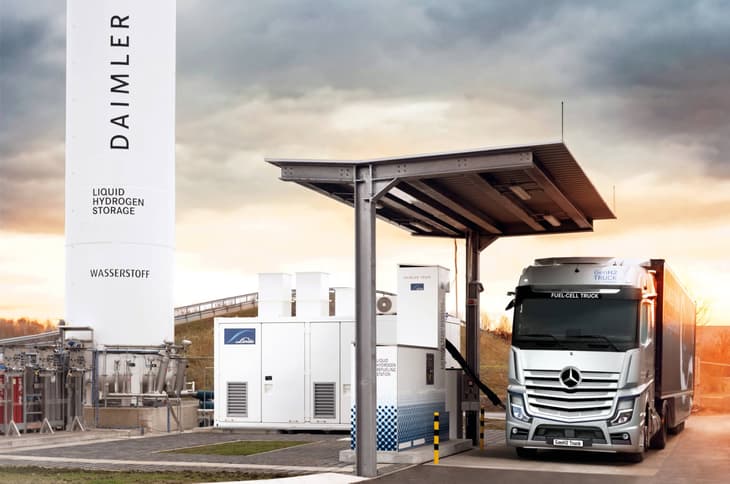 đáp ứng tiêu chuẩn diesel với công nghệ làm mát bằng chất lỏng-hydro