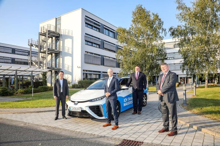 Hydrogen on the agenda for Torsten Herbst’s visit to Linde Engineering