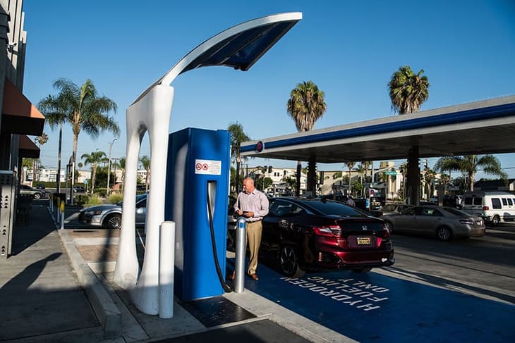 NREL research into fuelling big rigs could help more hydrogen vehicles hit the road