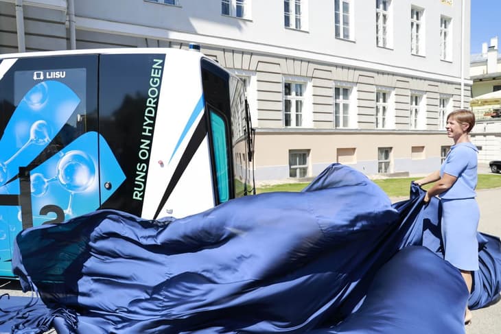 ‘World’s first’ hydrogen-powered autonomous vehicle showcased in Tartu