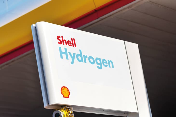 Shell opens up on UK hydrogen refuelling station closures in H2 View webinar