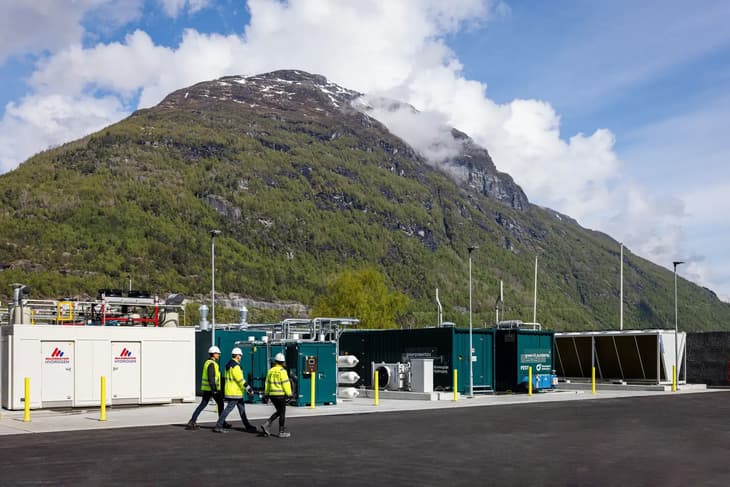 Norwegian Hydrogen’s Hellesylt hub produces first green molecules