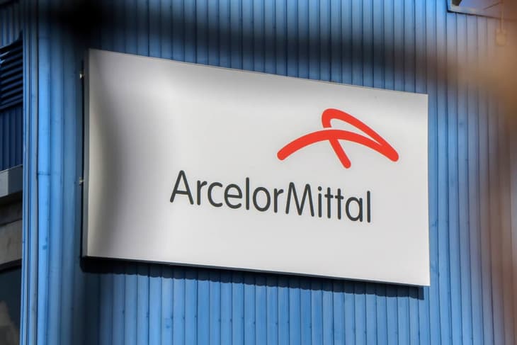 ArcelorMittal scales back 2025 investment in large-scale decarbonisation projects
