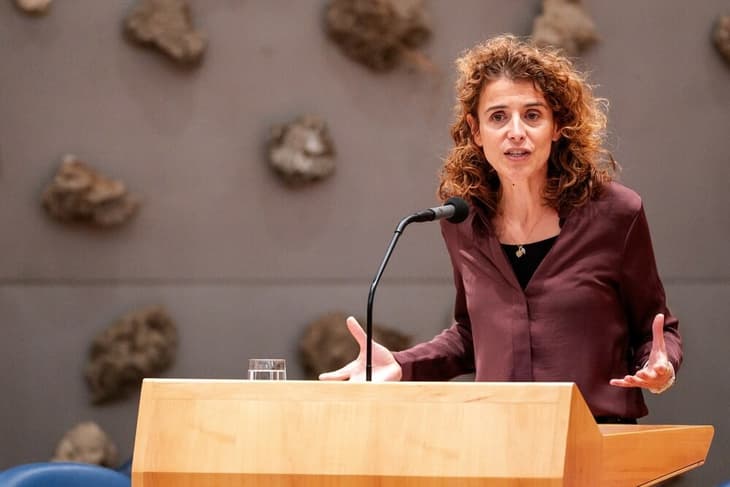 Netherlands commits €2.1bn to green hydrogen production and introduces 4% industry mandate