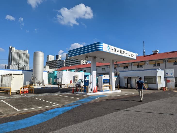 enapter-delivers-30-aem-electrolysers-to-toyko-hydrogen-refuelling-station