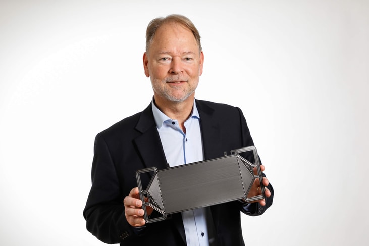 Cell Impact: Flow plate manufacturer with unique technology