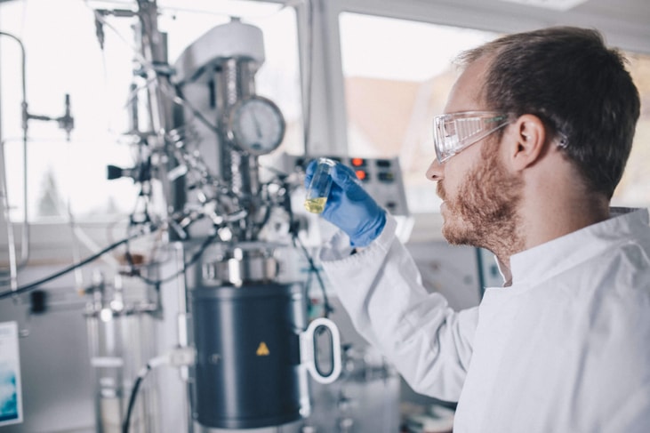 Hydrogenious LOHC Technologies, MAN Energy Solutions and Frames Group sign agreement for hydrogen storage systems