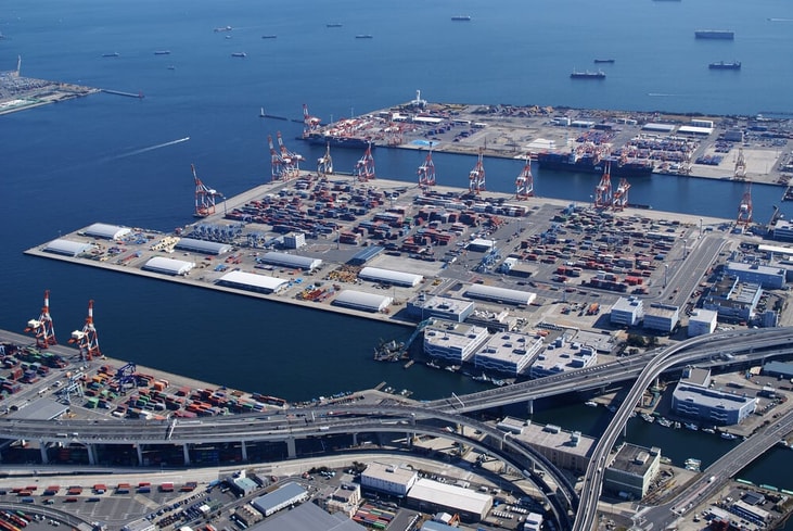 Mitsui retrofits Yokohama Port RTG with hydrogen fuel cell system
