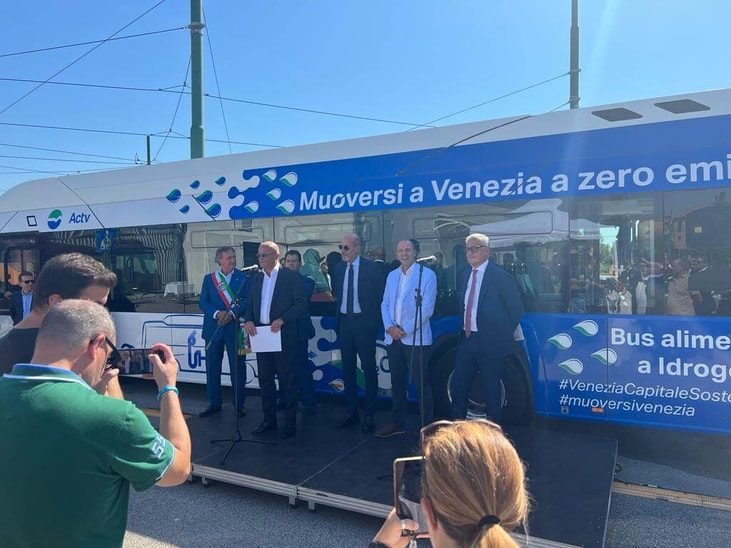 Solaris set to deliver 90 hydrogen-powered buses to Venice