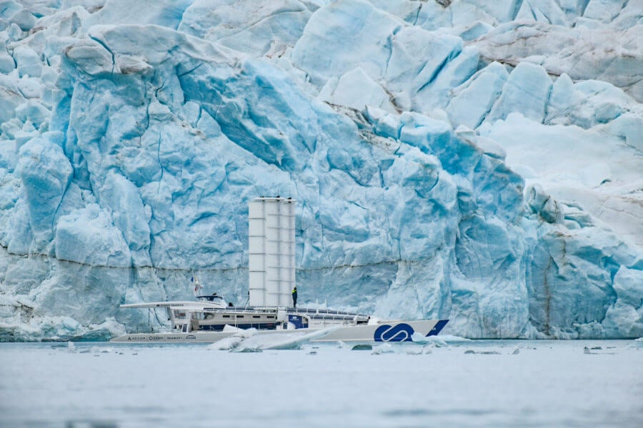 World first: Energy Observer arrives in Spitsbergen