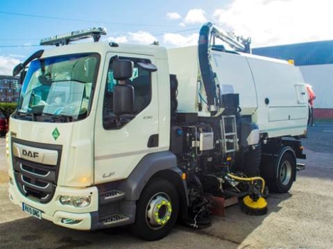 ULEMCo, JCB and Bucher develop hydrogen-powered road sweeper