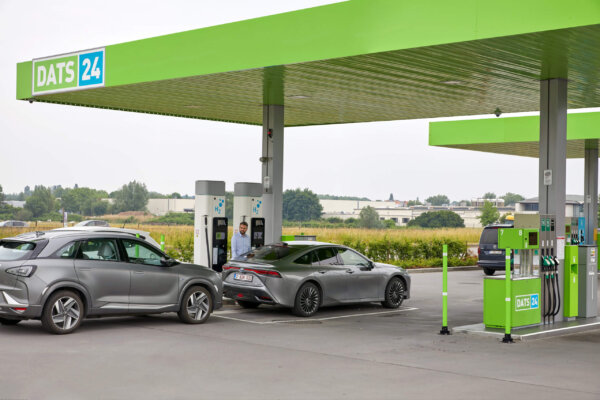 New hydrogen refuelling station opened in Antwerp, Belgium - Vimarsana News